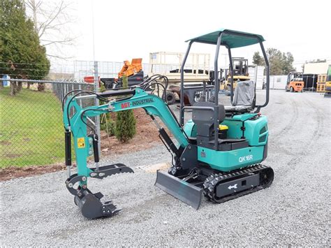 NEW QK16R MINI EXCAVATOR 